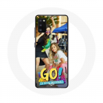 Samsung Galaxy A41 &uuml;mbris Chase Your Dreams M&iacute;a C&aacute;ceres ja Zoe Caleti&aacute;n