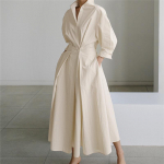 Naiste vabaaja kaelarihmaga pikkade varrukatega avar pikk kleit S beež