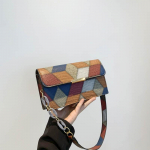 Moodne naiste k&auml;ekott Stiilne kandiline kott Mitmek&uuml;lgne kaenlaaluse rahakott Kompaktsed PU-nahast &otilde;lakotid 23x7x13.5cm must
