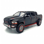 1/32 Dodge RAM TRX Diecast Alloy mudelauto miniatuurne pikap maastikul lastele Kollektsioon Lastele Metalls&otilde;idukid Poistele kuumad m&auml;nguasjad must