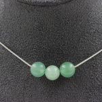Pierres et Min&eacute;raux. Collier 3 perles Aventurine 8 mm. Chaine en acier inoxydable Collier femmes, hommes. Taille personnalisable.
