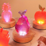 Puuviljakujulised k&uuml;&uuml;nlavormid &otilde;unapirni maasikakujulised silikoonvormid vaigud krohvid k&uuml;&uuml;nla seebivormid vahast kodukaunistus apple