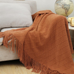 P&otilde;hjamaise teemantmustriga kootud villane diivani- ja vooditekk 130x170 with Tassels