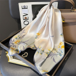 100% puhtast siidist sall Naiste peapael Prinditud pashmina r&auml;tik Foulard Naiste bandana Sallid Hijabi salli&uuml;mbrised Ruudukujuline r&auml;tik Real Silk 65x65cm white