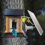 1080P Linnus&ouml;&ouml;tur HD-kaameraga Sisseehitatud aku P&auml;ikeseenergia Madal energiatarve &Ouml;&ouml;n&auml;gemine V&auml;litingimustes IP66 Veekindel 2.4GWIFI &Uuml;hendatud S&ouml;&ouml;tja must