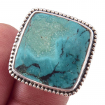 Looduslik Tiibeti t&uuml;rkiissinine v&auml;&auml;riskivi k&auml;sitsi valmistatud 925 sterlingh&otilde;be s&otilde;rmus suurus 8 M7v72