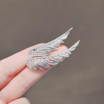 K&otilde;rgekvaliteedilised prossid, naiste luksustunne, ni&scaron;&scaron;, k&otilde;rgekvaliteedilised n&ouml;&ouml;pn&otilde;elad, elegantne temperament, fikseeritud riided, &uuml;likonnad, p&auml;rlitest ehted