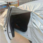 T&auml;ielik auto kate p&auml;ikesekaitse ja soojusisolatsioon - Paksendatud Oxfordi riie alumiiniumkilega Full Aluminum Film Cover h&otilde;be