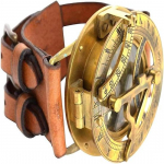 Messingist p&auml;ikesekell kompassiga k&auml;epael Steampunk Rooma disain, Nahkrihm