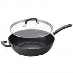 Tefal 32cm Titaanist mittel&auml;ikiv vokk 32cm with Glass Lid