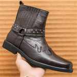 Uus talvine mood k&otilde;rged saapad Punk neetidega Chelsea pahkluusaapad Pruun Must Meeste vabaaja luksusbr&auml;ndi k&otilde;rged kingad Zapatos Hombre 38