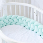 4-haruline pehme s&otilde;lme padi dekoratiivne beebi voodipesu, p&otilde;imitud v&otilde;revoodi, kokkup&otilde;rkevastane kaitseraua padi 2.2 m