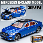 1/24 Scale E-Class E300L Diecast automudeli m&auml;nguasi, tagasit&otilde;mmatav m&auml;nguasi koos heli ja valgusega lastele V&auml;ikelapsele Poistele T&uuml;drukutele Kingikogu 1/24-22.8x8.5x6.5cm sinine