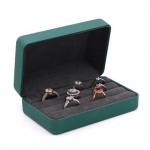 Kompaktne stiilne s&otilde;rmuse hoiukarp, mitme restiga Pehme sisemine kaasaskantav v&auml;ike ehete organiseerimiskarbi alus roheline