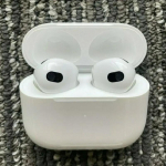 T&otilde;elised juhtmevabad stereok&otilde;rvaklapid Bluetooth m&auml;nguk&otilde;rvaklapid spordik&otilde;rvaklapid GPS-positsioneerimispuutejuhtimispeakomplekt iOS-i Android-telefonile valge