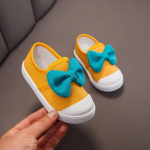 T&uuml;drukute l&otilde;uendist kingad kevadel ja suvel Libisemisvastase pehme tallaga v&auml;listingimustes kasutatavad heledad kingad vibukaunistus T&uuml;drukute vabaaja lamedad l&otilde;uendist kingad 31