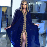 Naise moslemi kleit Tikitud helmestega Abaya kleit Muslimah kapuutsiga hommikumantel &scaron;ifoonist Kaftani pikk kleit L&auml;his-Ida Aafrika suures suuruses maxi kleit free size