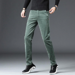 S&uuml;gis- ja talv Hongkongi stiilis uued velvetist meeste vabaaja p&uuml;ksid Korea versioon Slim Fit sirge toruga rohelised paksud p&uuml;ksid 38 roheline