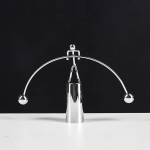 Creative Balance pendel Not Fall Small Raudmees T&otilde;stmine Tasakaalupall Perpetual Motion Laud L&otilde;bus kaunistus kodukaunistusega m&auml;nguasi as picture