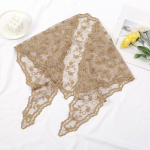 Uus kevadine stiil prantsuse pitsist kolmnurkne sall naistele mood mitmek&uuml;lgne &otilde;&otilde;nes sall &uuml;hev&auml;rviline juuksepael 135*45cm