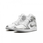 Air Jordan 1 Mid SE Metallik H&otilde;be EU 38.5 hall
