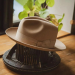 L&uuml;hikese&auml;&auml;rega Fedora Briti rihmaga Fedora Topeltk&uuml;bar Prantsuse villane Fedora L（58-60cm） kaamel
