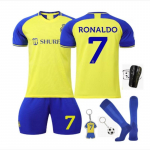 Laste Ronaldo Jalgpalli S&auml;rgi Komplekt ANUTETOUNI&reg; Kollane Pol&uuml;ester Noorte Jalgpalli &Uuml;htne Komplekt L&uuml;hikeste Varrukatega S&auml;rk + L&uuml;hikesed P&uuml;ksid 110-120 CM