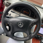 K&auml;sitsi &otilde;mmeldav libisemisvastane kunstnahast punutud auto roolikatete kate Mercedes Benz W203 C-klass 2001-2007 jaoks Auto tarvikud Black Thread black