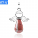 Looduslikust kivist kaelakee ripats, tilgakujuline kristall, loov naiselik inglitiib redjasper