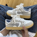 Br&auml;ndi naiste tennised Luksuslikud Vulcanize kingad Naiste vabaajajalatsid Zapatillas Mujer heledad lamedad kingad Naistele 43 44 39
