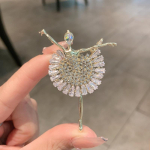Fashion Ballet Girl Pross Femininity Pin Personality Armsad &uuml;likonnamantli aksessuaarid