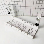 Puurimist ei vaja pikendada laua all kaablihaldus Metallist kaablialus laua all koos klambriga, sisset&otilde;mmatava vooluriba juhtmehoidikuga must