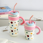 304 roostevabast terasest isoleeritud veepudel, termiline kohviauto tass k&uuml;lma kuuma kruusiga vaakumkolb k&auml;epidemega k&otilde;rrega j&otilde;ulupoisi jaoks 700ml