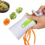 Spiral vegetable shredder sliced zucchini pasta vegetable valge