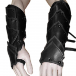Gootiline k&auml;ekaitse Reguleeritav Cosplay Keskaegsed k&auml;ekaitse randmepael meestele naistele Vana stiilis rollim&auml;ngu peo soomus must