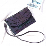 Br&auml;ndi Luminous Naiste kott Nahast &uuml;mbrik &otilde;lakott Clutch Geometry Chain Naiste Crossbody Kotid Disainer k&auml;ekotid