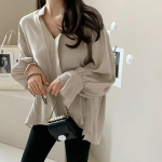 Korea moodne V-kaelusega s&auml;rk S&uuml;gisene kontori naiste &scaron;ifoonpluus Naiste &uuml;hev&auml;rvilised topid vabaaja avarad riided Blusas 30324 S valge