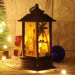 J&otilde;uluvana/lumememm/hirvelinnuse lamp Valgus rippuv laterna ornament Brush the snowman with gold