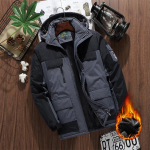 Moodne vabaaja veekindel sportlik m&auml;gironimis&uuml;likond Meeste talvejope pluss samet, paks tuulekindel mitme taskuga kapuutsiga veekindel jope 7XL hall