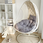 2023. aasta trendikas kiiktooli padi - linnupesa &uuml;mmargune toolipadi Round Cushion helehall v&auml;rv