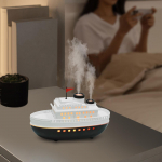 300 ml Steamship Design Aroma Diffuser for Quiet Room Decor red white