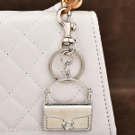 Moodne Peen Mini K&auml;ekoti Kujuline V&otilde;tmehoidja Ripats Naistele Nipsasjake Metallist V&otilde;tmer&otilde;ngas Seljakoti Dekoratsioon Aksessuaarid Kingitused