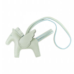 Nahast Pegasuse ripatsi materjalipakett, V&auml;ikese hobuse tiivad, Nahast hobuse armastuse koti aksessuaarripats