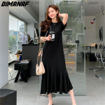 Suures suuruses T-s&auml;rgi kleit Suvine naiste massiivne vaba rannas vabaaja elastsed naiste kleidid O-kaelusega 4XL must