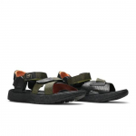 Nike Sig Zane x ACG Air Deschutz+ Oliivikangas DH1039-300 EU 36 oliiv/must
