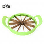 Arbuusi viilutaja roostevabast terasest puuviljal&otilde;ikur mugava libisemiskindla k&auml;epidemega arbuusi viilutamise t&ouml;&ouml;riistaga koduvarustus roheline