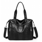 Naiste k&auml;ekott Pehmest nahast &otilde;lakott Suure mahutavusega kandekott must