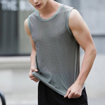 Hingavad v&otilde;rkkangast meeste s&ouml;rkijad Kiiresti kuivavad varrukateta topid Suvised j&otilde;usaali treeningriided L tumesinine v&auml;rv