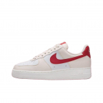 Nike Air Force 1 07 Next Nature Kahvatu elevandiluu &Uuml;likoolipunane Naiste tossud Kreemjas purjekas DC9486-109 36.5