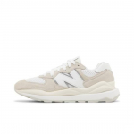 New Balance 57/40 White Sea Salt M5740SL1 EU 44 mere v&auml;rv/valge